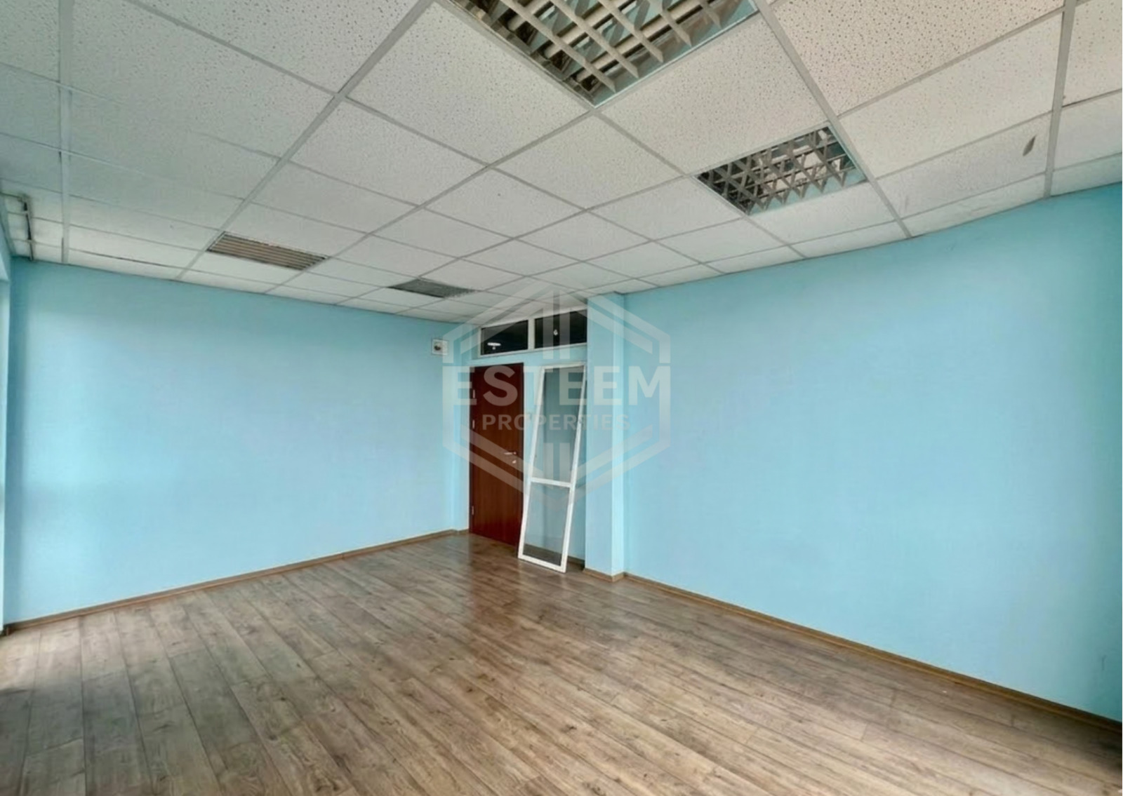 Дава под наем ОФИС, гр. Русе, Широк център, снимка 2 - Офиси - 53829455