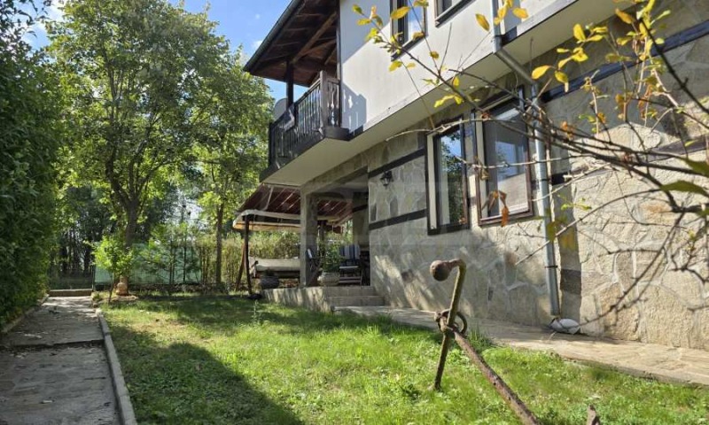 Дава под Наем КЪЩА в област Бургас, гр. Приморско - 127 кв.м / 2 200 € » 4 302.83 лв., СУПРИММО - БУРГАС