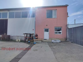 Budynek przemysłowy Gorna Orjachowica, region Wielkie Tyrnowo 12