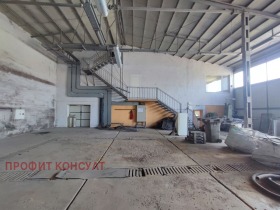 Budynek przemysłowy Gorna Orjachowica, region Wielkie Tyrnowo 4
