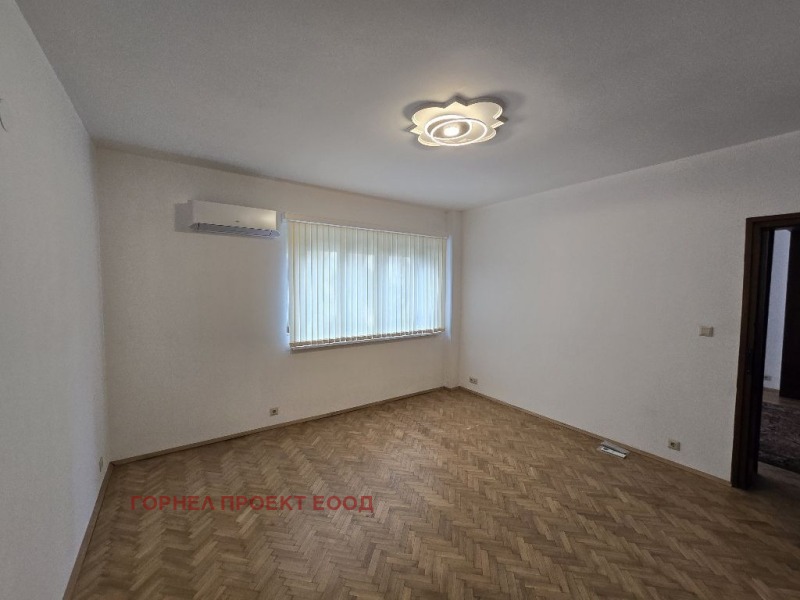 Дава под наем  4-стаен град София , Център , 100 кв.м | 27221333 - изображение [15]