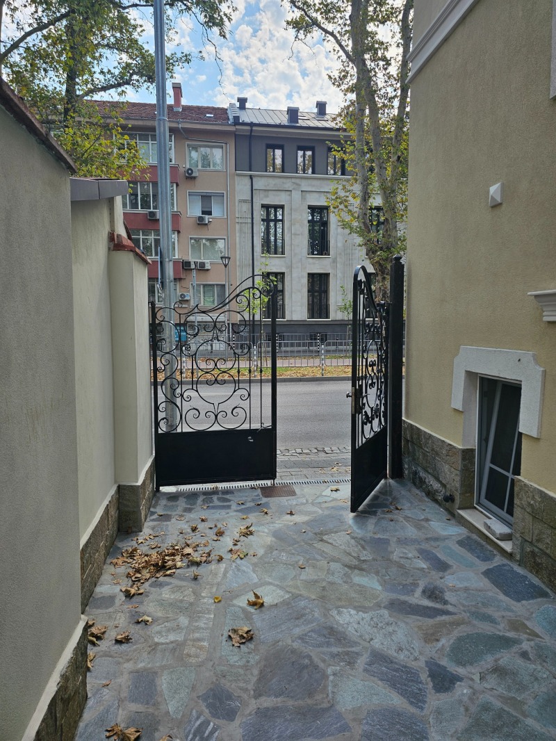 Kiadó  Ház Plovdiv , Centar , 420 négyzetméter | 27986658 - kép [3]