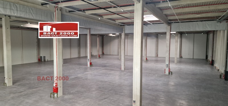 A louer  Stockage Sofia , Voenna rampa , 6500 m² | 62117070