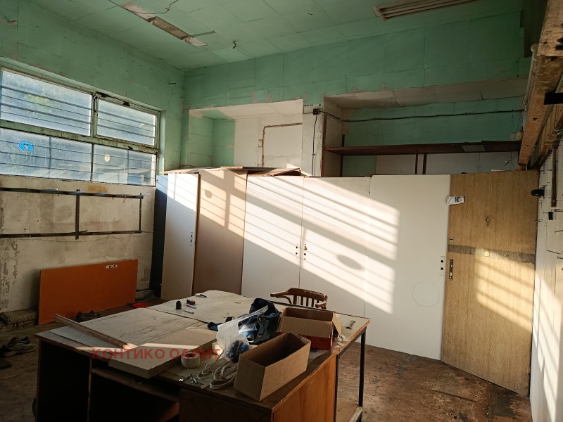 Дава под наем  Склад град София , Света Троица , 40 кв.м | 16363354 - изображение [4]