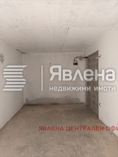 Дава под наем ГАРАЖ, ПАРКОМЯСТО, гр. София, Карпузица, снимка 2 - Гаражи и паркоместа - 53459652