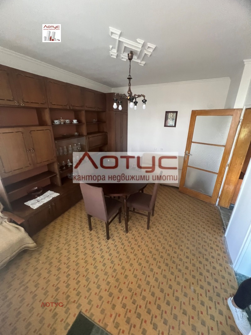 Te huur  2 slaapkamers Burgas , Lazur , 80 m² | 97766443