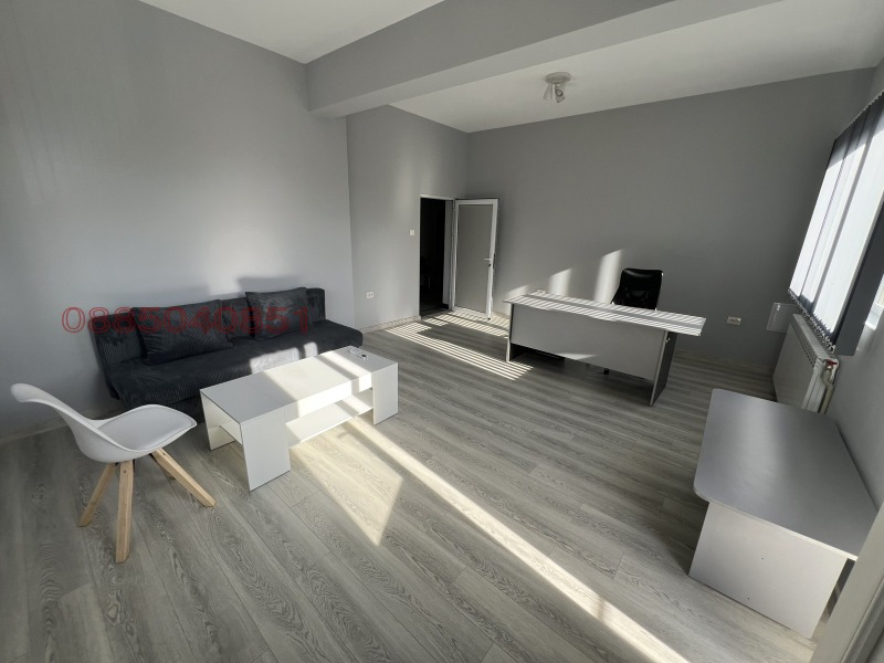 Дава под наем ОФИС, гр. Велико Търново, Център, снимка 7 - Офиси - 52661885