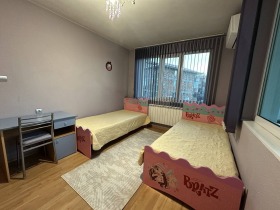 3+ Schlafzimmer Asenowgrad, region Plowdiw 5