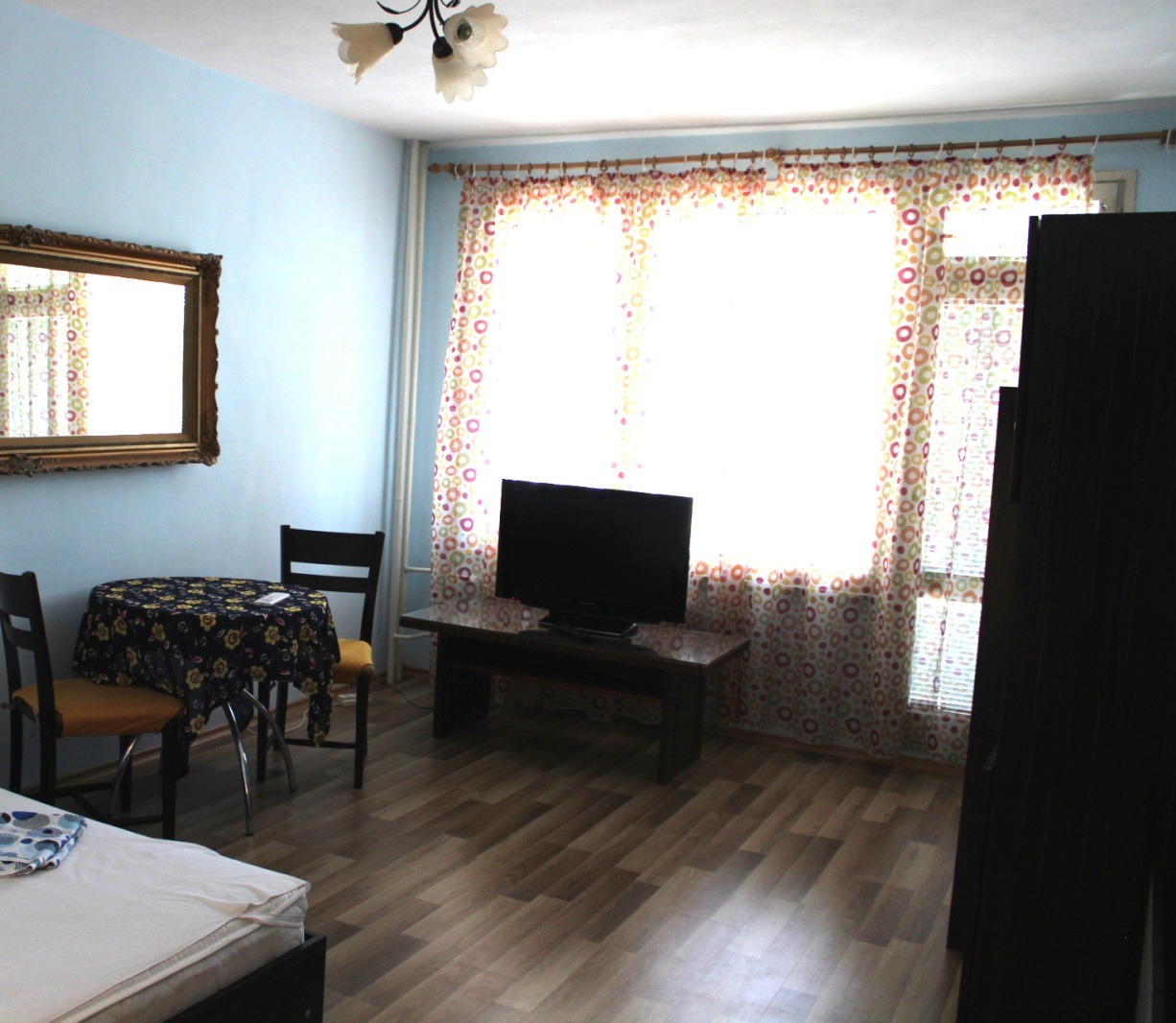 Дава под наем 1-СТАЕН, гр. София, Света Троица, снимка 4 - Апартаменти - 53907964