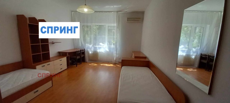 Do wynajęcia  1 sypialnia Sofia , Centar , 80 mkw | 38435458 - obraz [9]