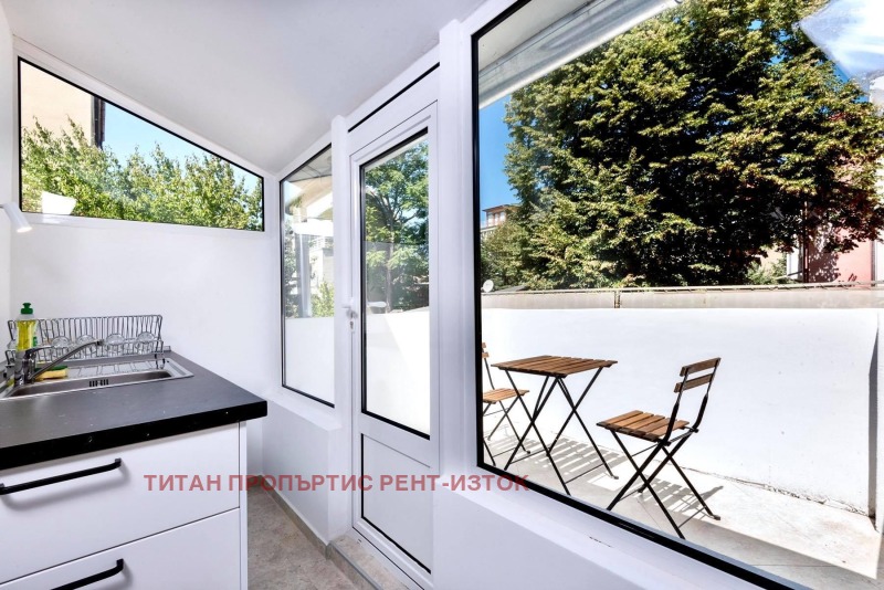 Kiadó  1 hálószoba Burgas , Centar , 130 négyzetméter | 84137483 - kép [3]