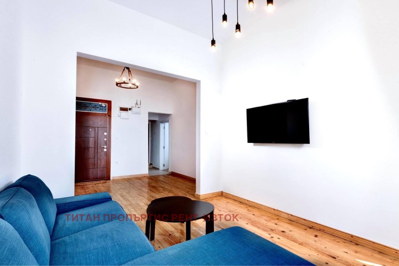 Kiadó  1 hálószoba Burgas , Centar , 130 négyzetméter | 84137483 - kép [4]