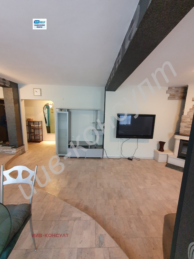 K pronájmu  2 ložnice Veliko Tarnovo , Centar , 109 m2 | 26052944 - obraz [11]