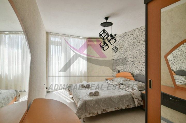 Дава под наем 4-СТАЕН, гр. Варна, Център, снимка 6 - Апартаменти - 54026536