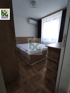 ����� ���� ��� ���� 3-�����,���� �����, �������>