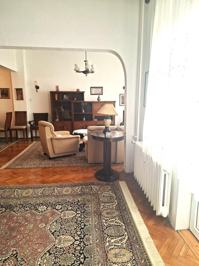 Te huur  2 slaapkamers Sofia , Doktorski pametnik , 120 m² | 34974598 - afbeelding [5]