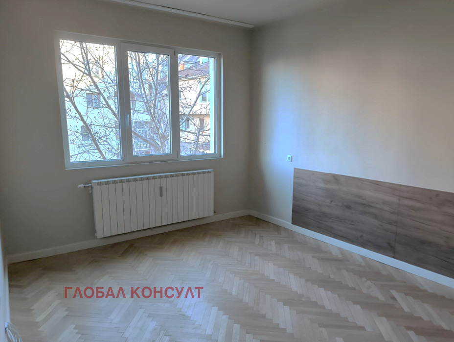 Дава под наем 3-СТАЕН, гр. София, Център, снимка 8 - Апартаменти - 53889826