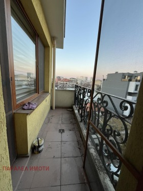 2 slaapkamers Mladezjki Chalm, Plovdiv 11