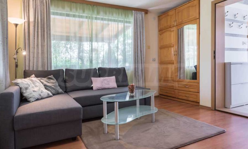 Para alugar  Casa Varna , m-t Priboi , 185 m² | 72822073