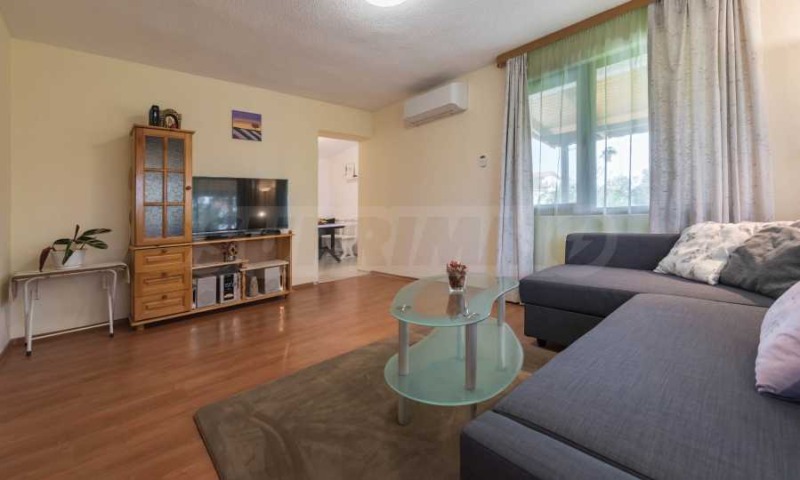 Para alugar  Casa Varna , m-t Priboi , 185 m² | 72822073 - imagem [2]
