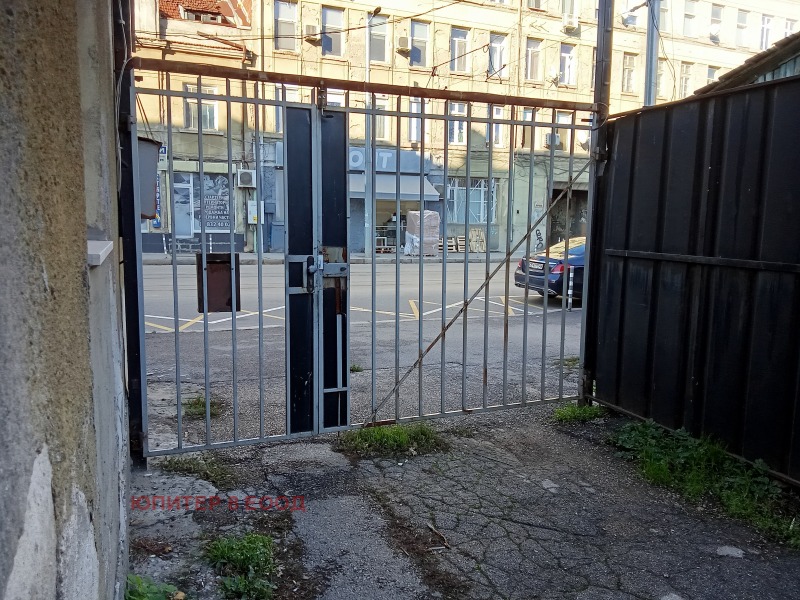 Дава под наем МАГАЗИН, гр. София, Център, снимка 13 - Магазини - 53508515