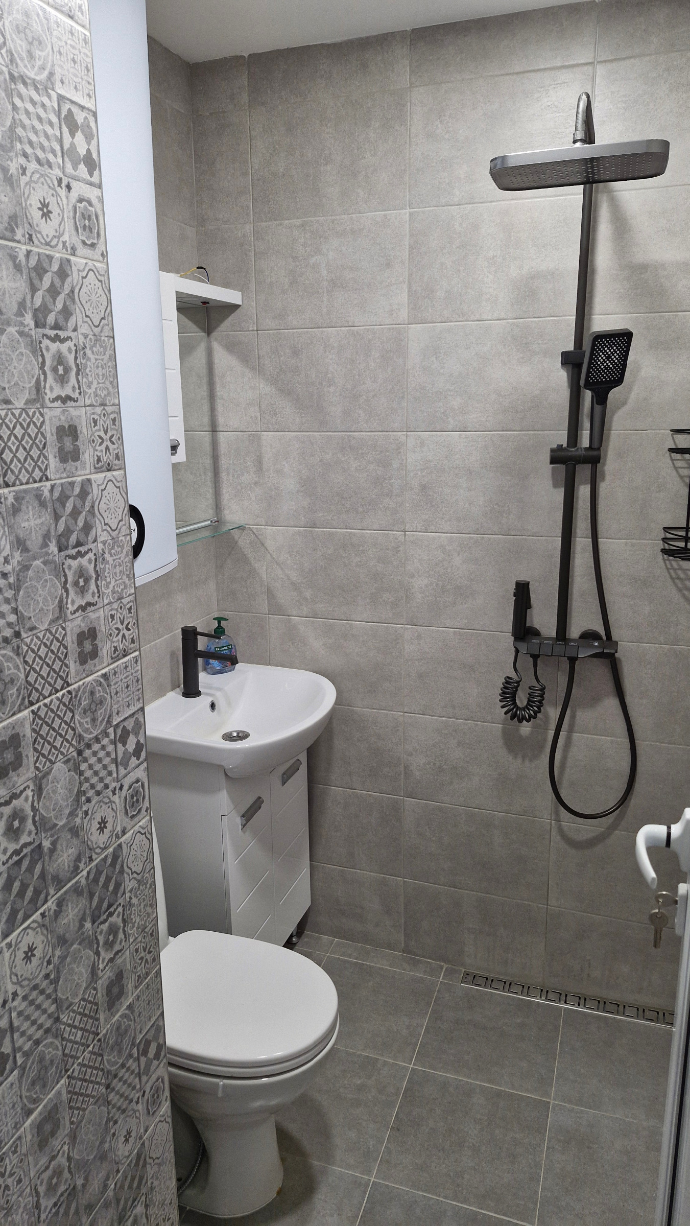 Дава под наем 3-СТАЕН, гр. София, Зона Б-18, снимка 13 - Апартаменти - 54288831