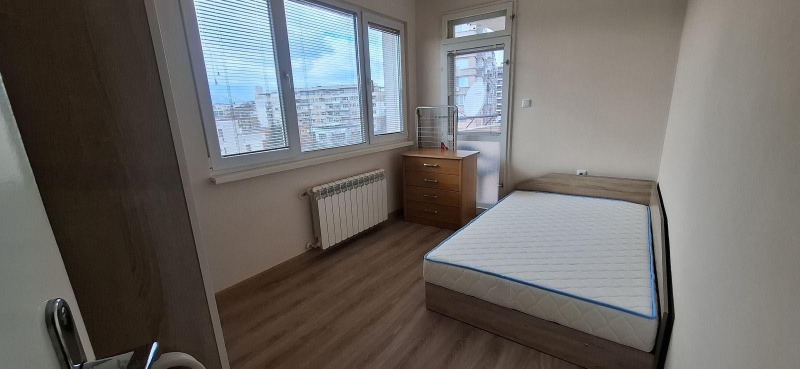 Дава под наем 3-СТАЕН, гр. София, Гео Милев, снимка 8 - Апартаменти - 53594440