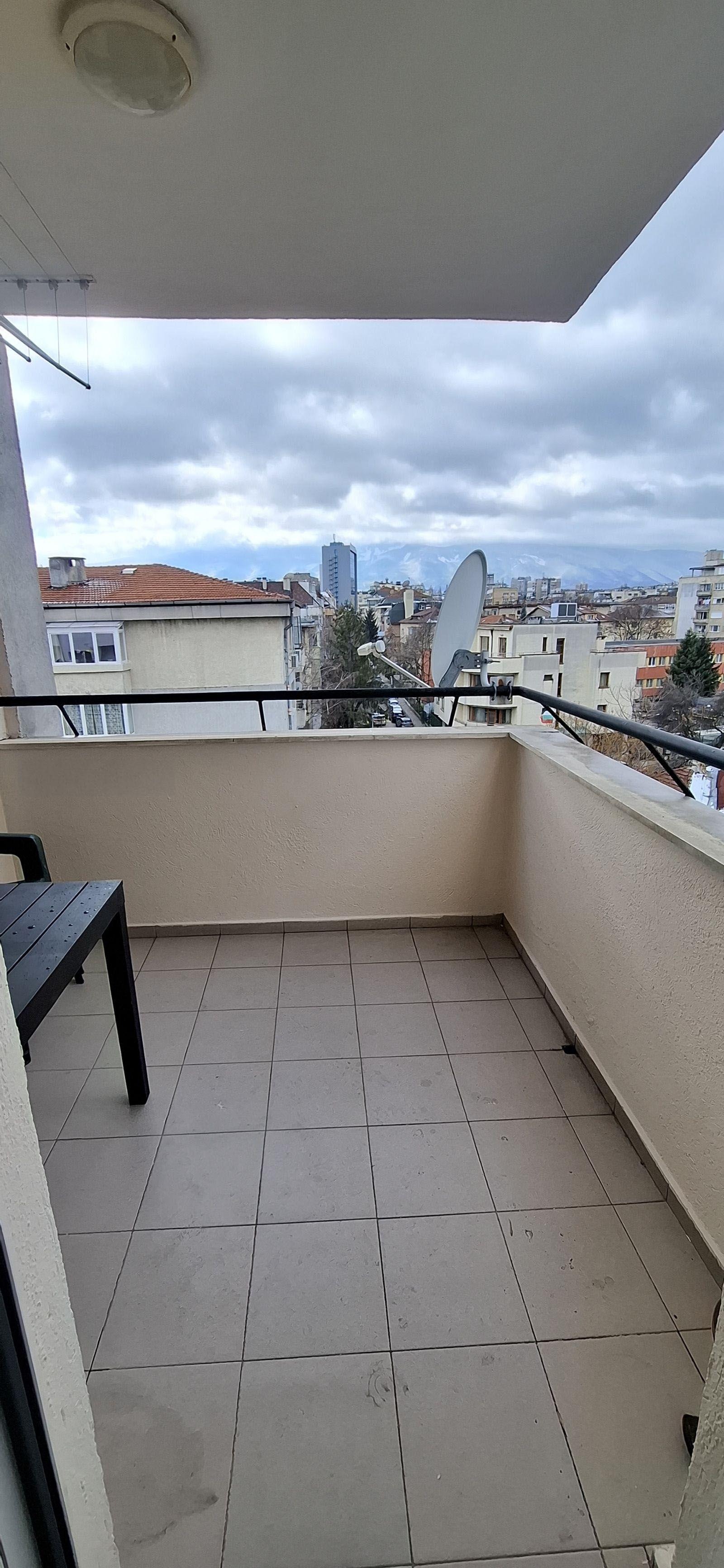 Дава под наем 3-СТАЕН, гр. София, Гео Милев, снимка 10 - Апартаменти - 53594440