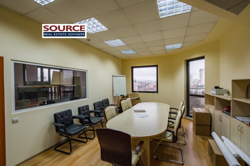 Da affittare  Ufficio Sofia , Iztok , 460 mq | 98009278 - Immagine [4]