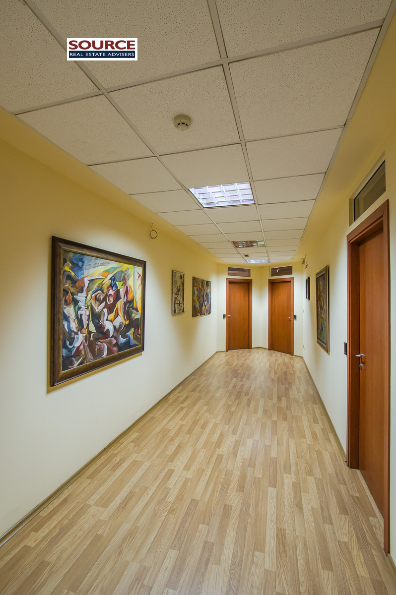 Da affittare  Ufficio Sofia , Iztok , 460 mq | 98009278 - Immagine [11]