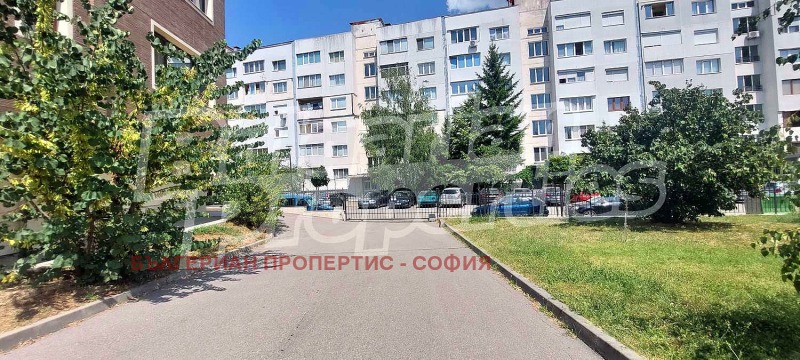 Издаје се  Гараге Софија , Овча купел , 22 м2 | 82499175 - слика [9]