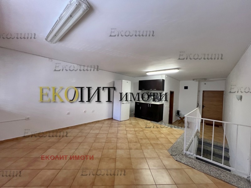 Дава под нем  Офис, град София, Лозенец •  425 EUR • ID 30029125 — holmes.bg - [1] 