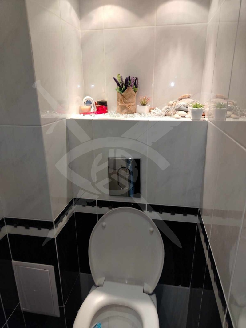 Da affittare  2 camere da letto Varna , k.k. Sv.Sv. Konstantin i Elena , 105 mq | 58920243 - Immagine [8]