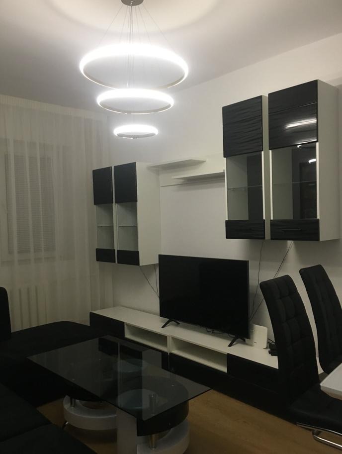 Дава под наем 3-СТАЕН, гр. София, Лозенец, снимка 5 - Апартаменти - 53437263