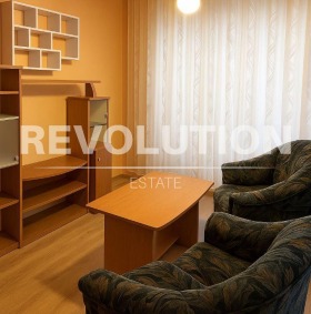 1 quarto Levski 1, Varna 2