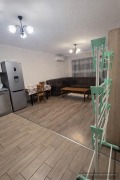 Дава под наем 3-СТАЕН, гр. Варна, Колхозен пазар, снимка 1