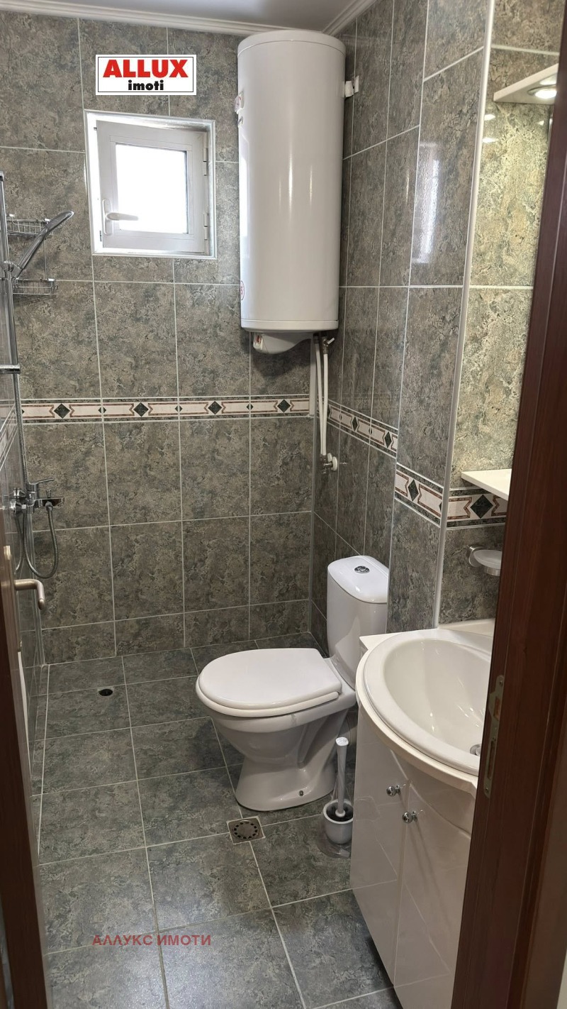 Дава под наем  2-стаен град Русе , Център , 73 кв.м | 44336540 - изображение [7]