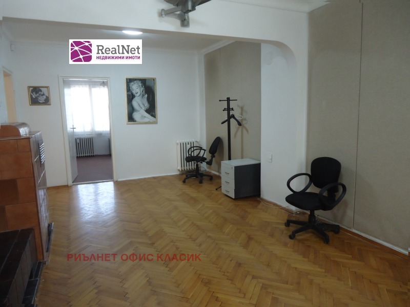 A louer  2 chambres Sofia , Tsentar , 100 m² | 24411267