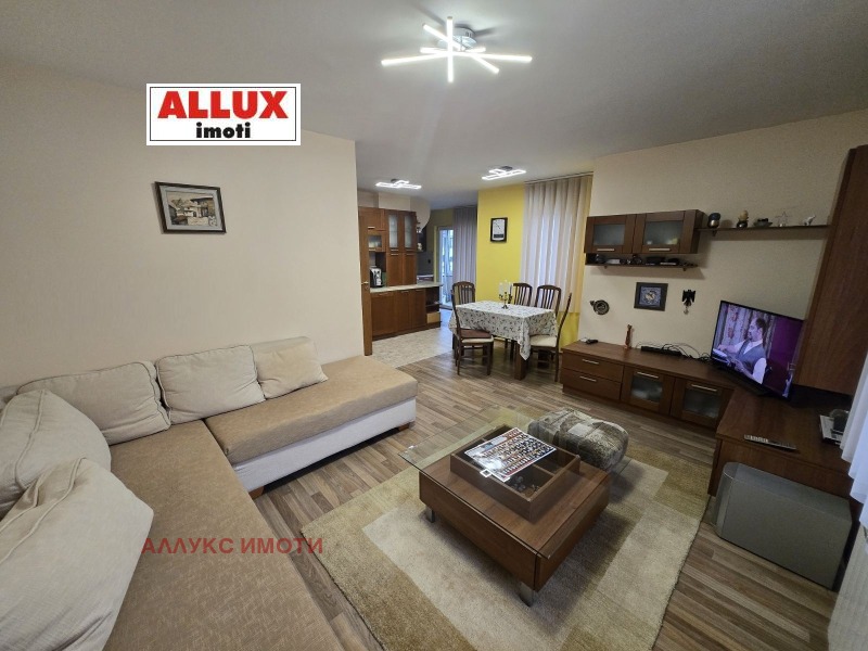 Kiralık  2 yatak odası Ruse , Centar , 100 metrekare | 74231084
