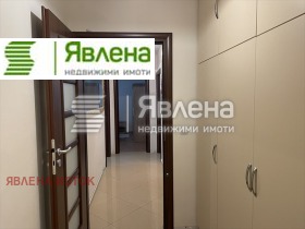 4-стаен град София, Манастирски ливади 5