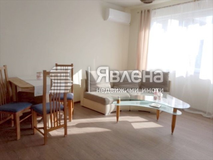Προς ενοικίαση  1 υπνοδωμάτιο Βλαγοεβγραδ , Οσβοβοζδενηε , 55 τ.μ | 10213035 - εικόνα [4]