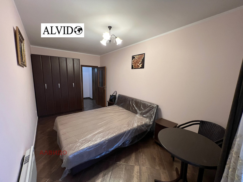 Дава под наем 3-СТАЕН, гр. София, Център, снимка 8 - Апартаменти - 52247363