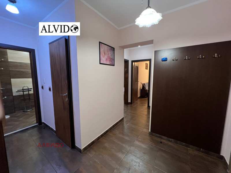 Дава под наем 3-СТАЕН, гр. София, Център, снимка 5 - Апартаменти - 52247363