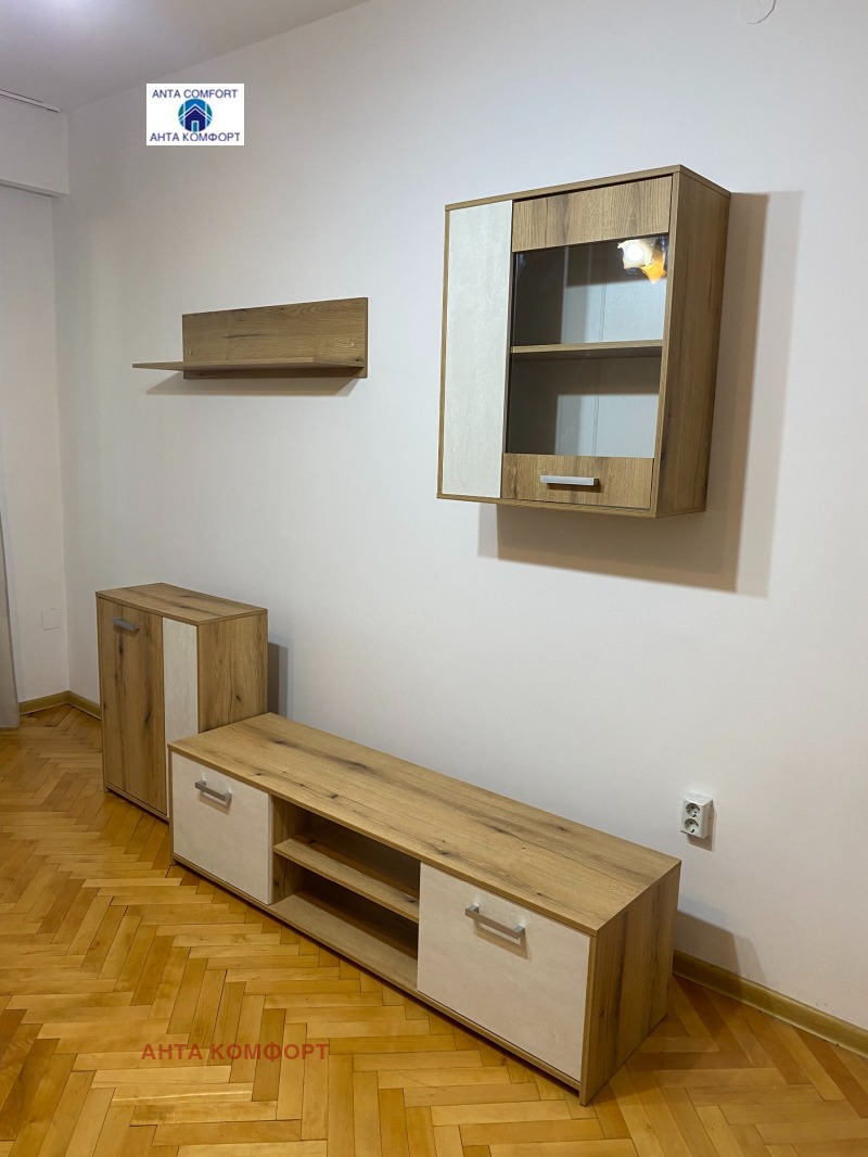 Дава под наем 3-СТАЕН, гр. София, Бъкстон