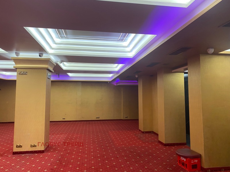 Издаје се  Схоп Софија , Центар , 220 м2 | 92941632 - слика [4]