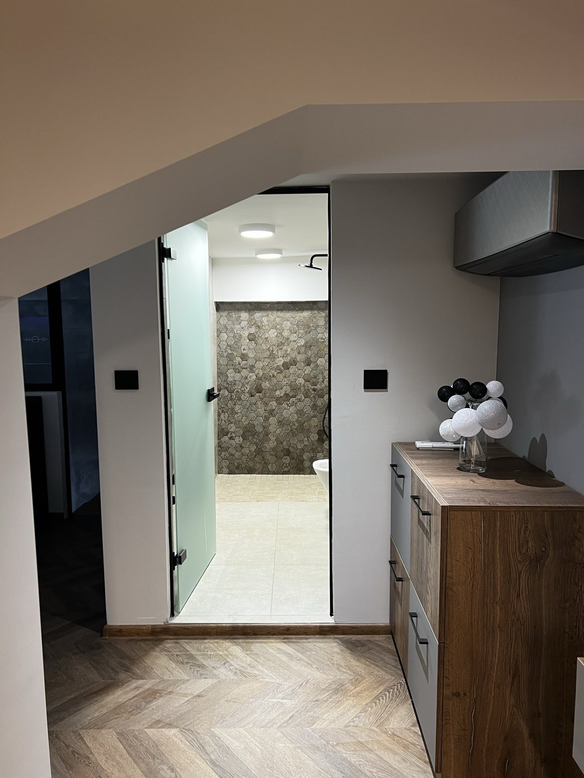 Дава под наем 2-СТАЕН, гр. Пловдив, Център, снимка 11 - Апартаменти - 53912091