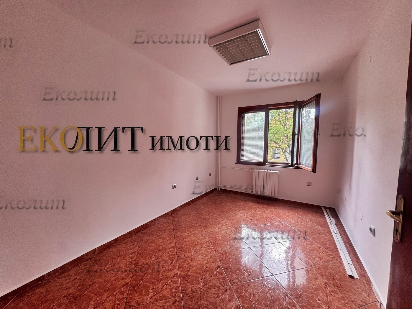 Дава под наем 2-СТАЕН, гр. София, Център, снимка 4 - Апартаменти - 55987804