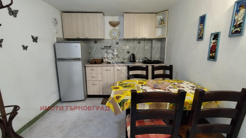 En renta  1 dormitorio Veliko Tarnovo , Tsentar , 65 metros cuadrados | 68439531