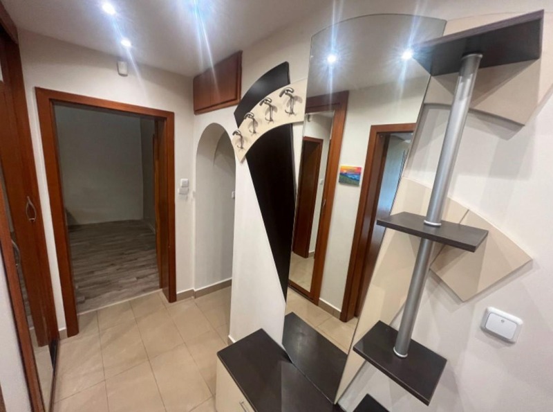 Дава под наем 3-СТАЕН, гр. София, Хиподрума, снимка 11 - Апартаменти - 52519318