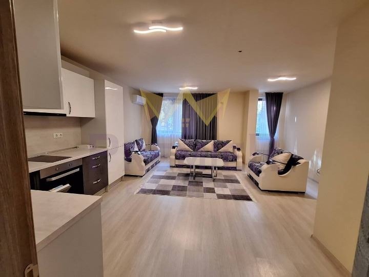 Дава под нем  2-стаен, град Варна, Лятно кино Тракия •  614 € • ID 50282147 — holmes.bg - [1] 